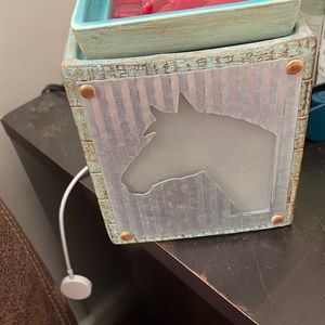 Gently used Scentsy horse warmer